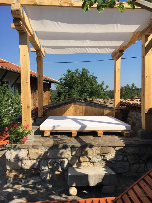 Hotel Pri Chakara Arbanasi Buitenkant foto