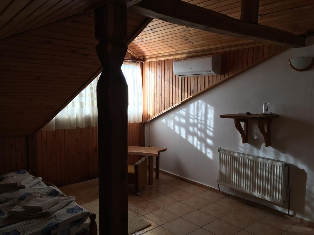Hotel Pri Chakara Arbanasi Buitenkant foto