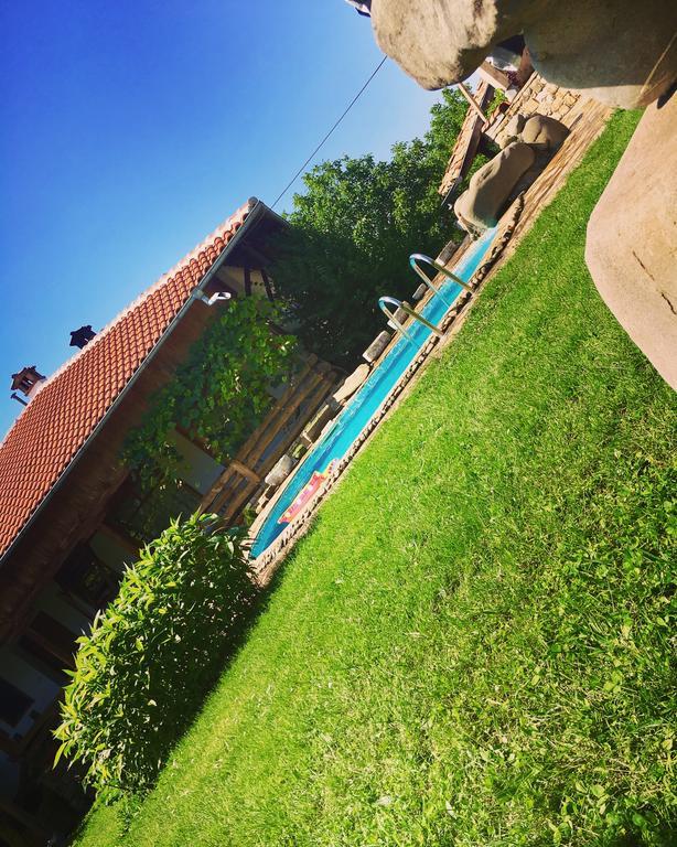 Hotel Pri Chakara Arbanasi Buitenkant foto