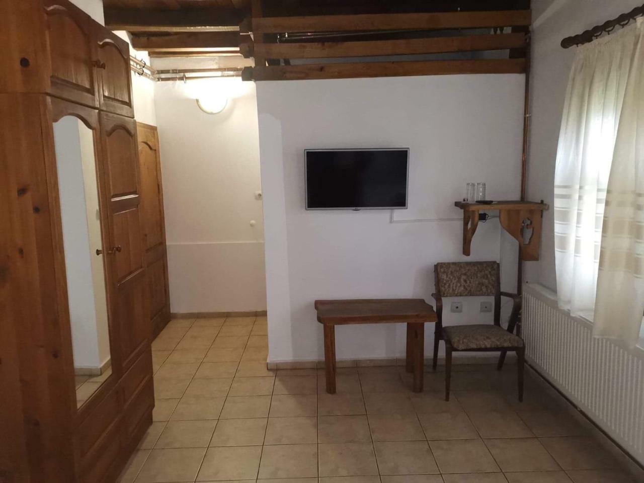 Hotel Pri Chakara Arbanasi Buitenkant foto
